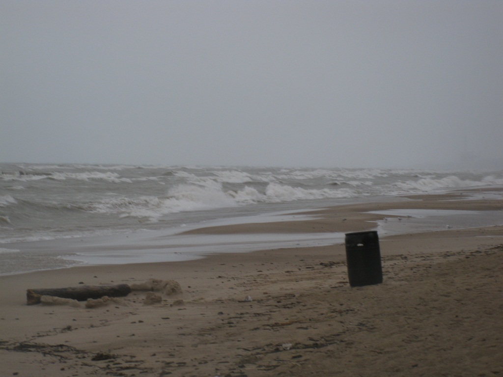 Large Waves at Beverly Shores, IN Friday 8/10/12