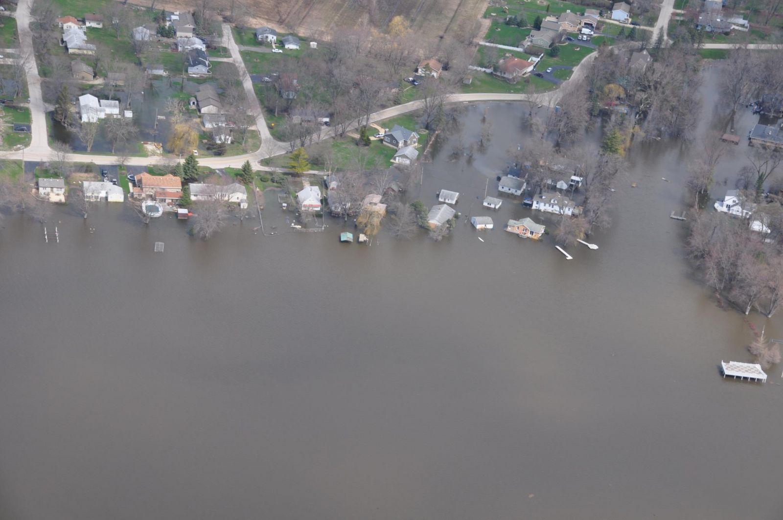 Photo1- Cuba Township between McHenry and Algonquin Dam on the Fox River.  Courtesy of C Kent.